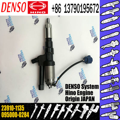 095000-0284 Diesel Engine Fuel Injector For HINO 23910-1136 23910-1135
